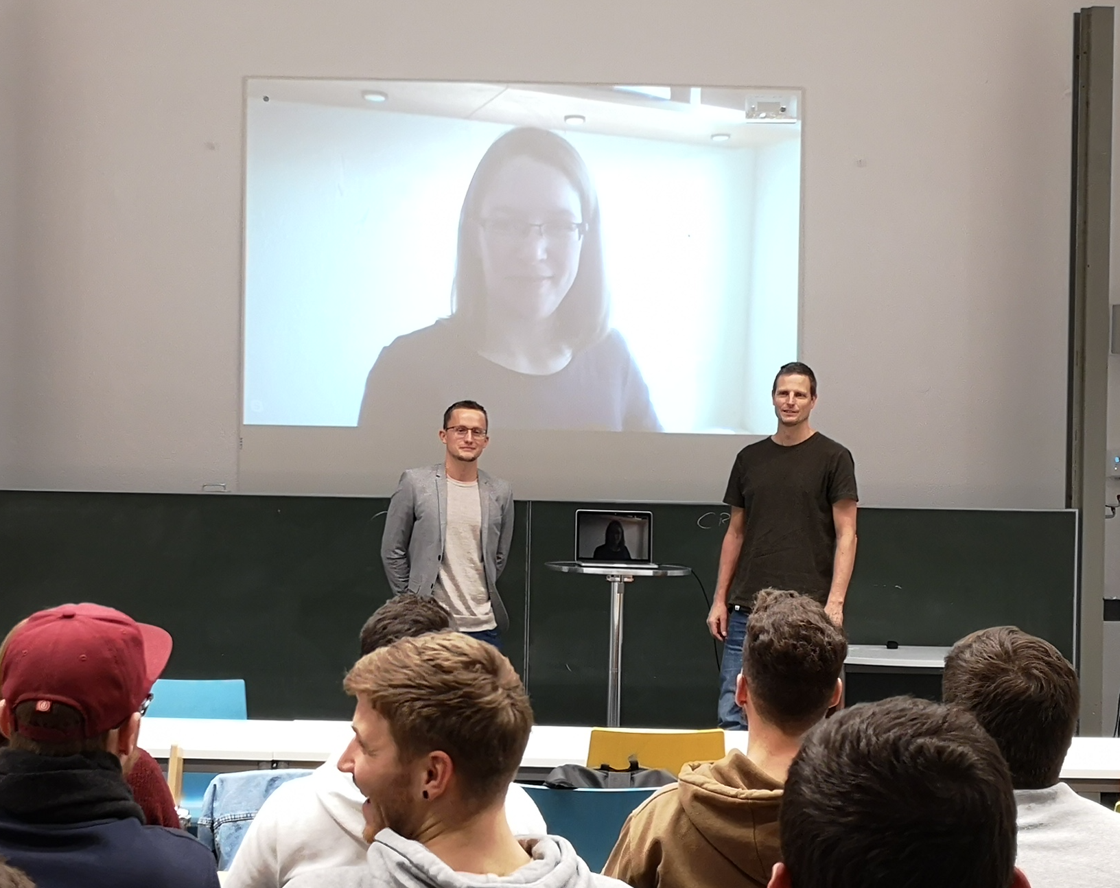 Die Dozenten Prof. Dr. Dr. Perikles Simon und Fabian Thomas zusammen mit Fr. Dr. Christina Czeschik © Fabian Thomas